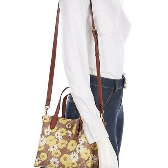 Coach Willow Signature Logo Canvas Floral Print Tote - Picture 4 of 12